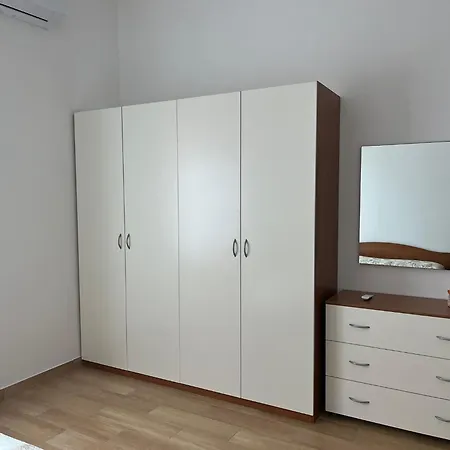 Is Bangius Bacu Abis